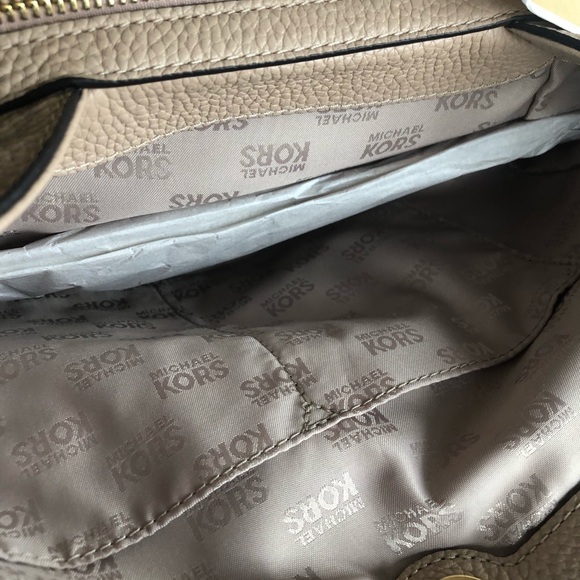 MICHAEL KORS New 3 compartment bag - Picture 3 of 11